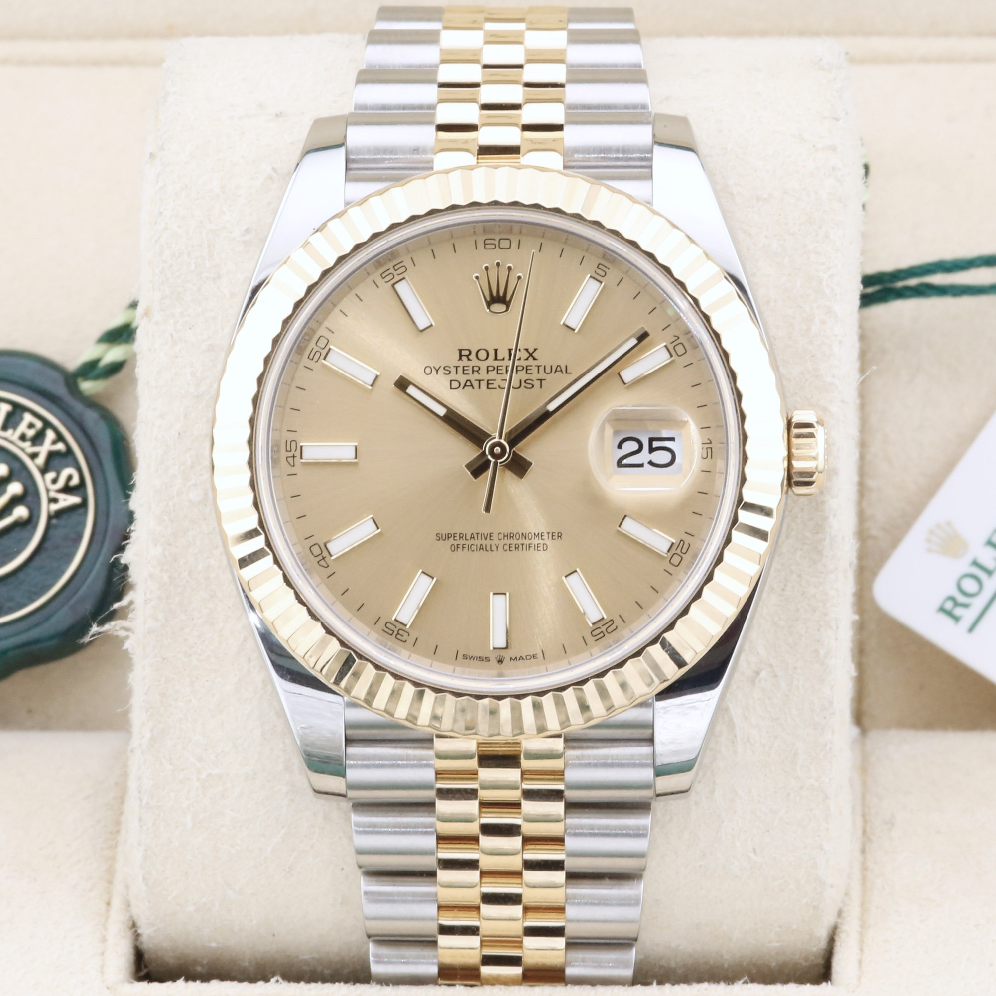 Rolex Datejust 41  126333 Champagne 41mm Unworn 2020 Box and Papers (with Tags)